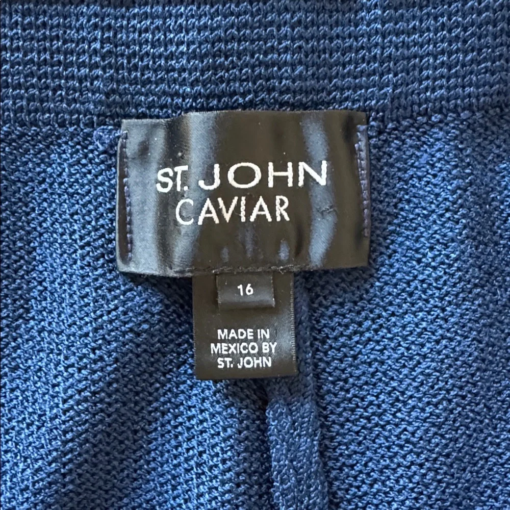 St. John Knit Pants - Picture 2 of 4